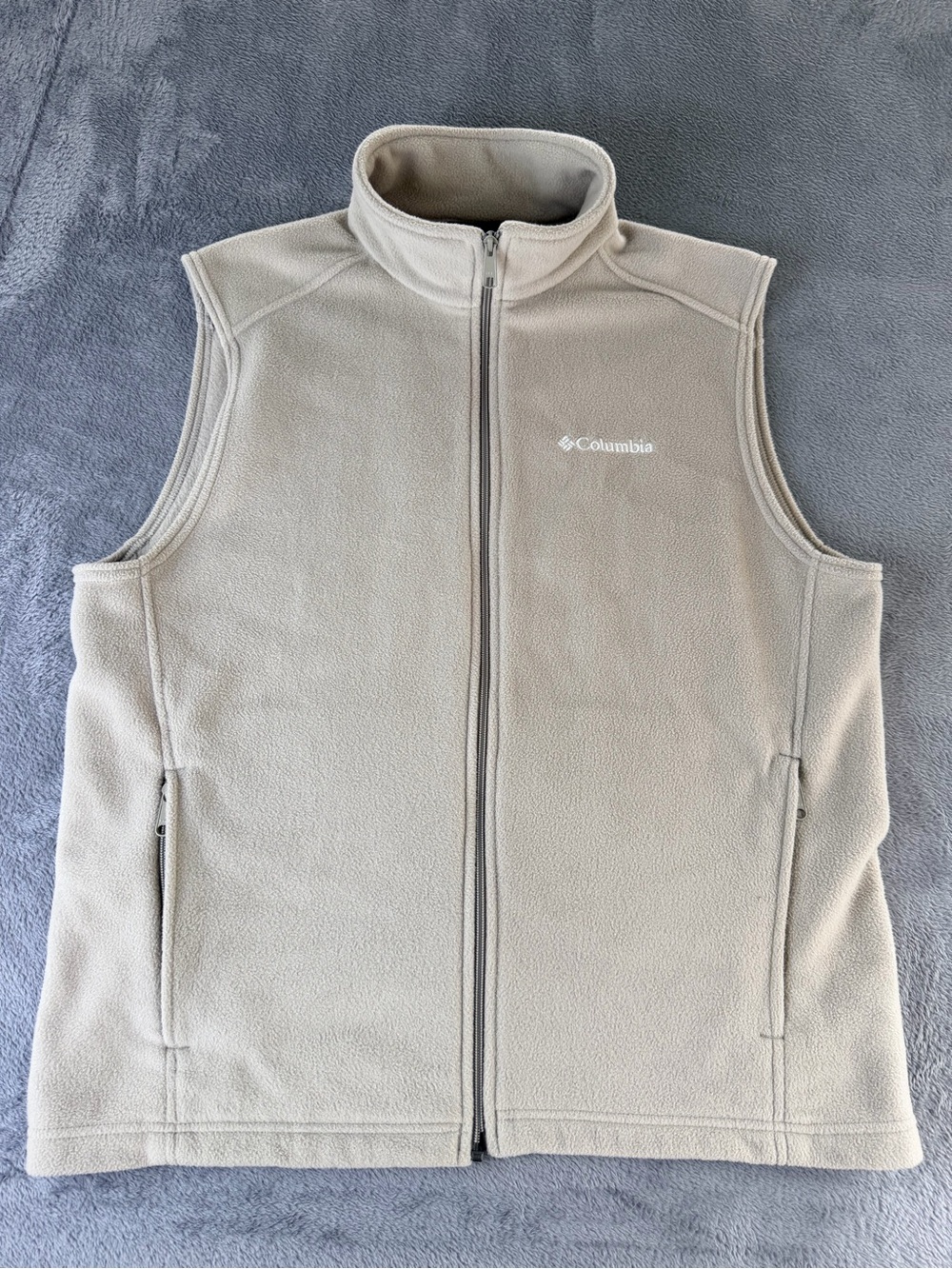 Columbia Light Taupe Fleece Vest - Zip Front - Size Large